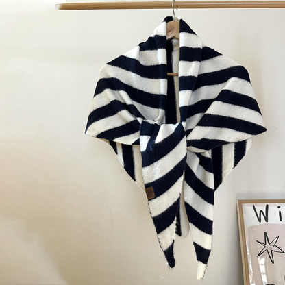 💝Hot sale-70% OFF💝Women’s Fashionable Triangle Shawl Scarf