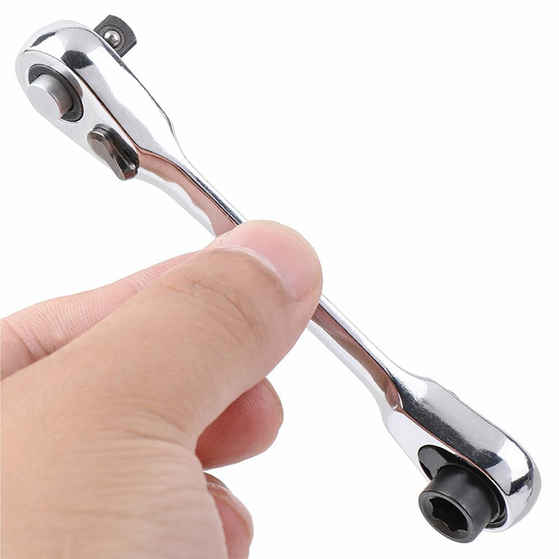 Compact Reversible Ratchet Spanner Tool