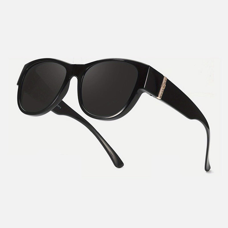 🕶️👓 53% KORTING! Brildragers opgelet: deze oversized zonnebril schuift over je eigen bril en je ziet eruit als een filmster – geen dure clip-on, geen geknipper met lenzen!